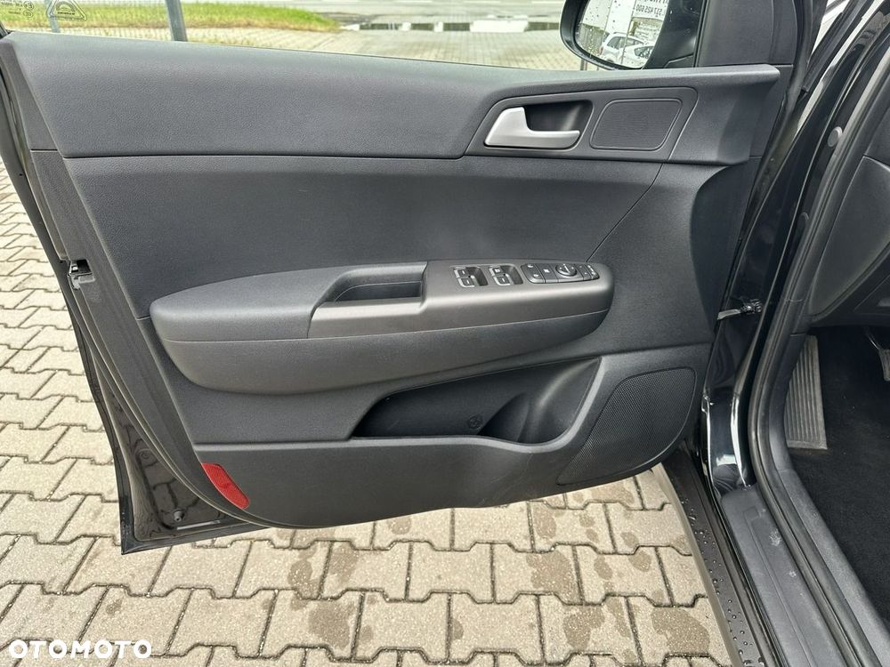 Kia Sportage - 13