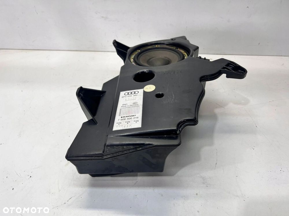 GŁOŚNIK SUBWOOFER TUBA AUDI A3 8P LIFT 8P3035382 - 2