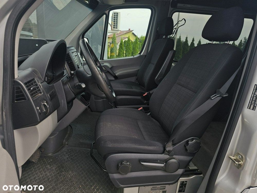 Mercedes-Benz Sprinter - 17
