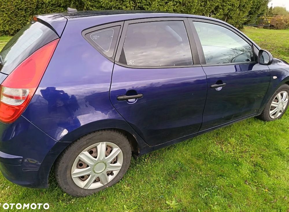 Hyundai i30 1.4 Base - 3
