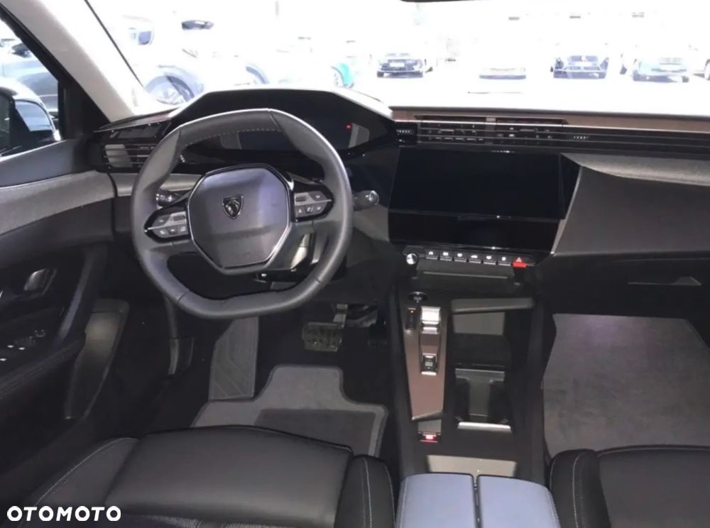Peugeot 408 - 6