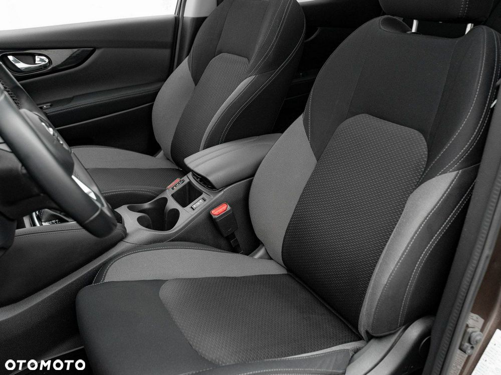 Nissan Qashqai 1.3 DIG-T N-Connecta DCT - 15