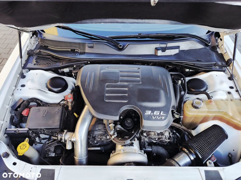 Dodge Challenger Automatik SXT Plus - 8