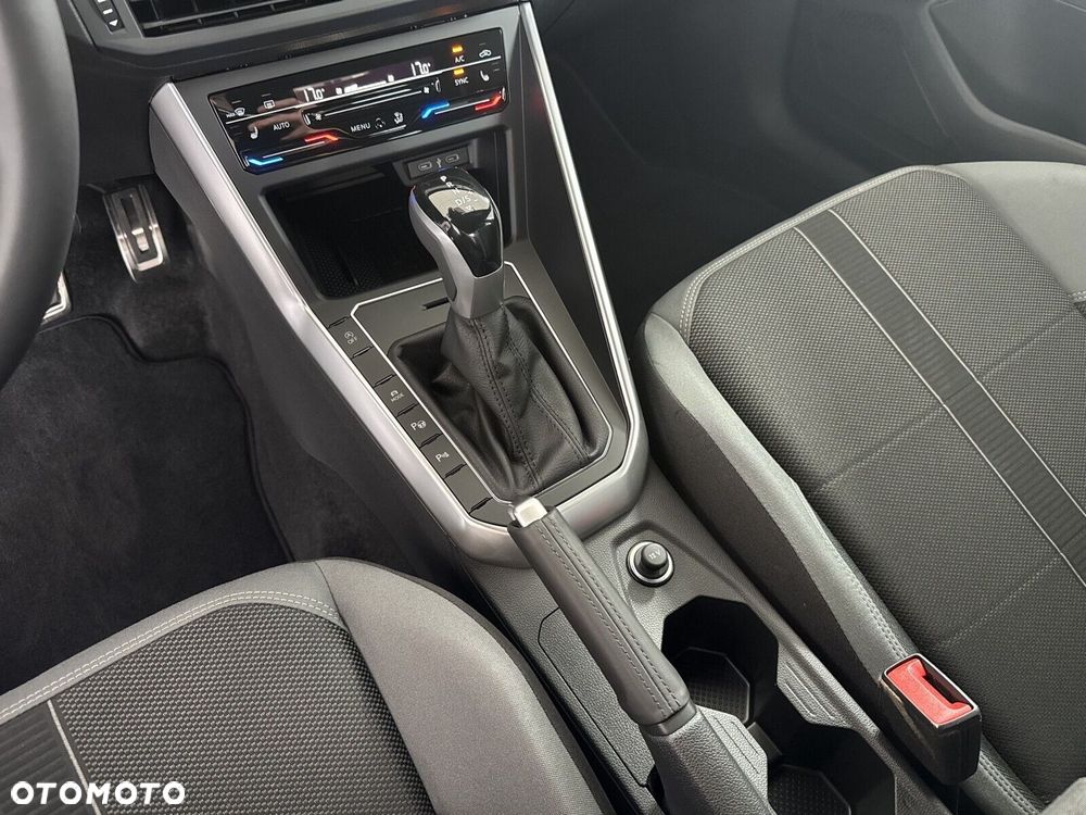 Volkswagen Polo - 16