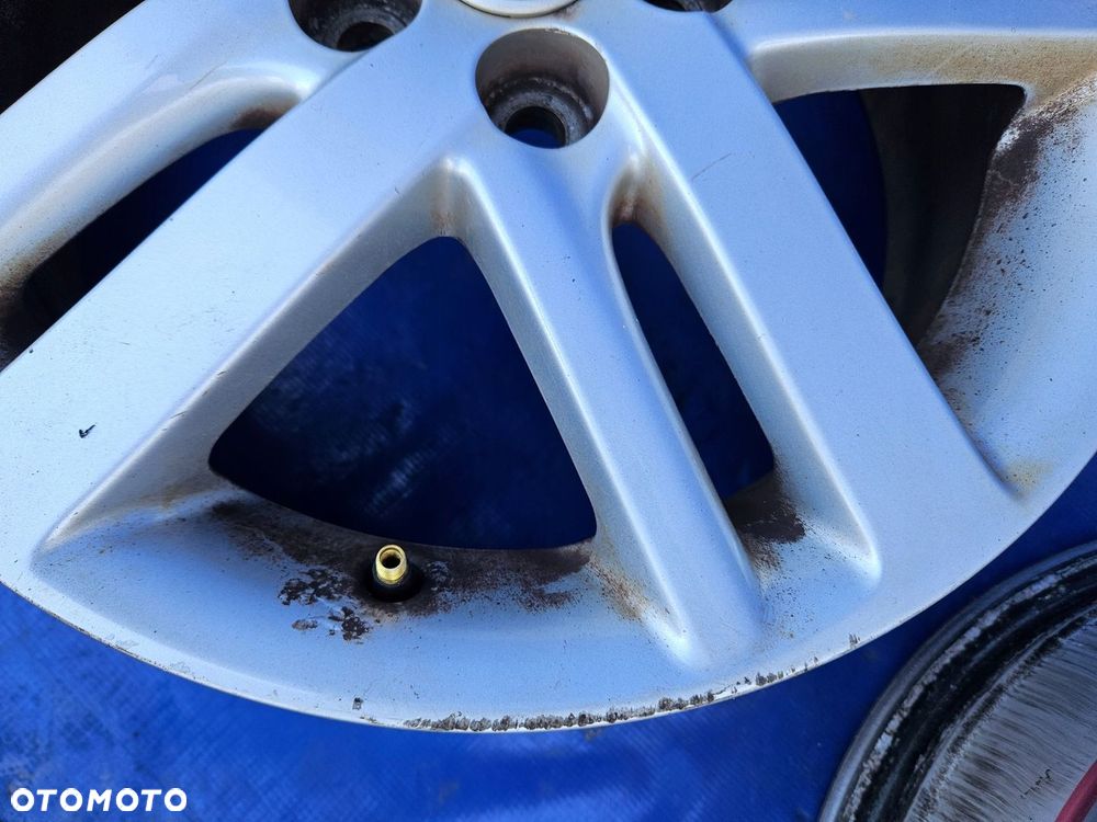 Toyota VERSO S verso-s felgi aluminiowe 16" 5x100 - 11