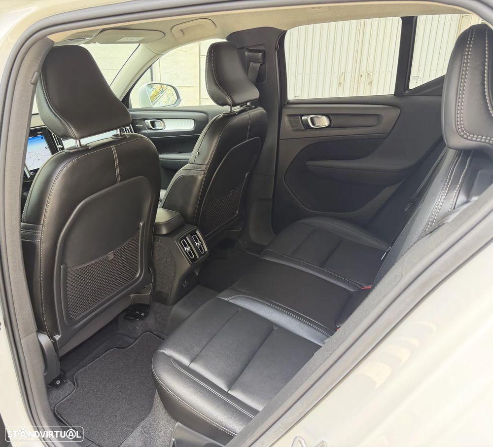 Volvo XC 40 2.0 T5 Momentum - 30