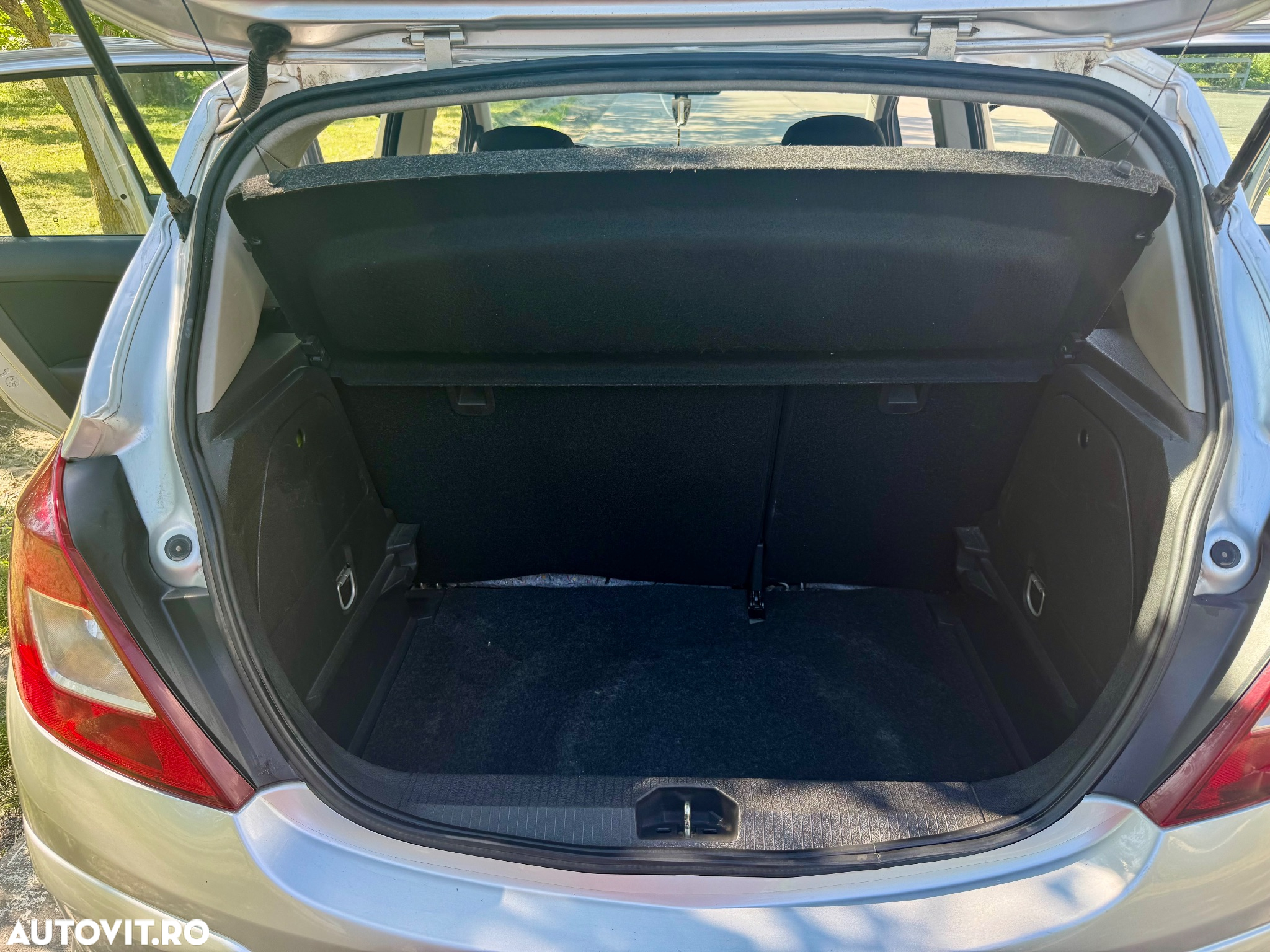 Opel Corsa - 13