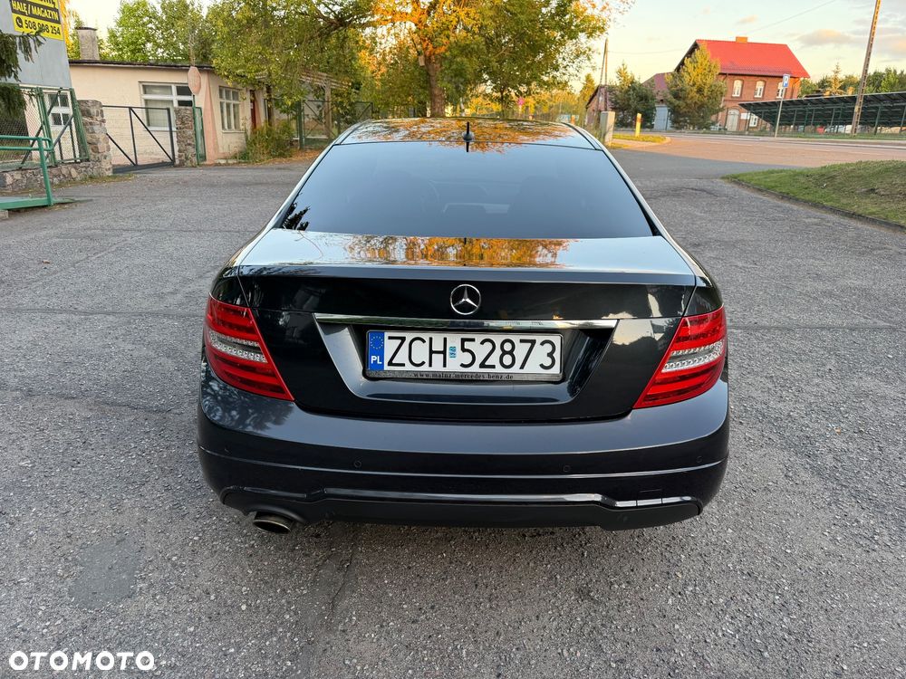 Mercedes-Benz Klasa C 180 BlueEFFICIENCY 7G-TRONIC - 9