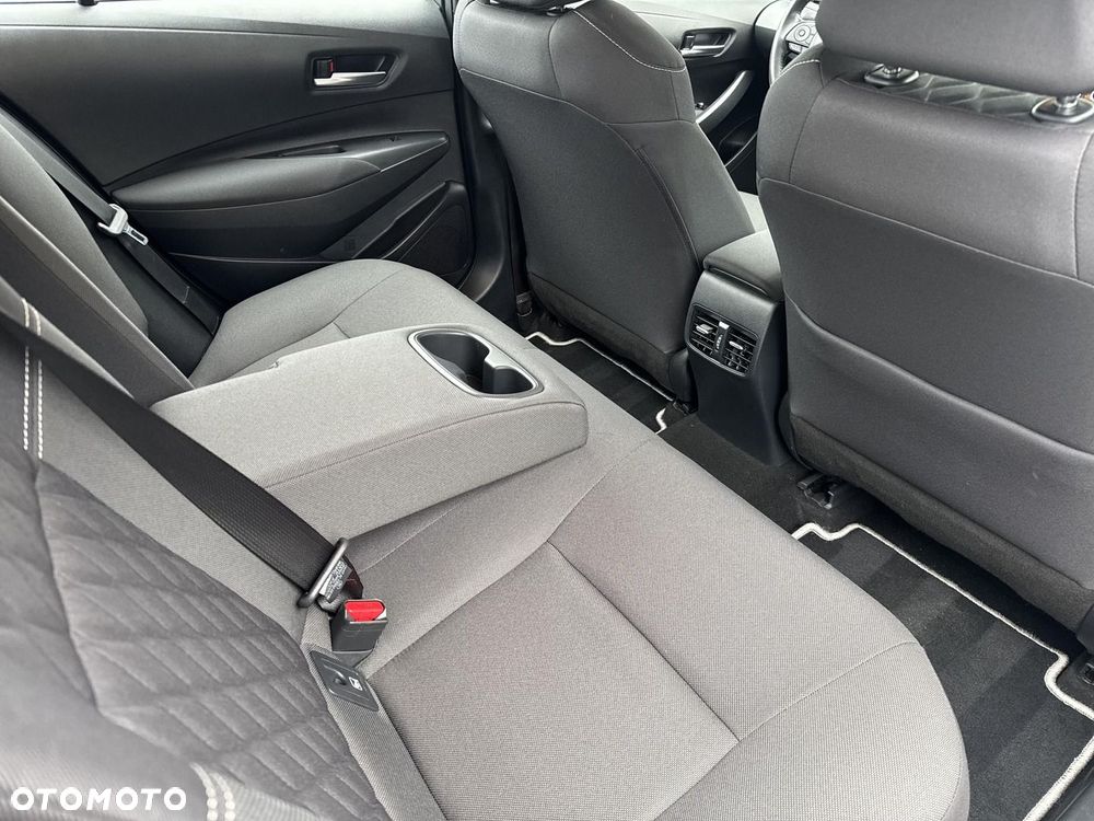 Toyota Corolla 1.8 Hybrid Comfort - 16