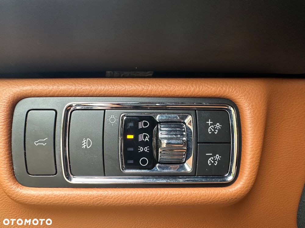 Lincoln Aviator - 28