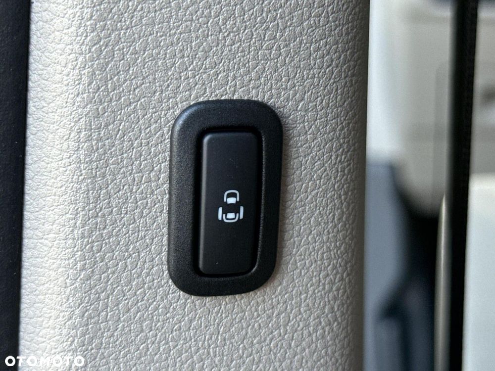 Volkswagen Multivan 2.0 TDI L1 Style DSG - 27