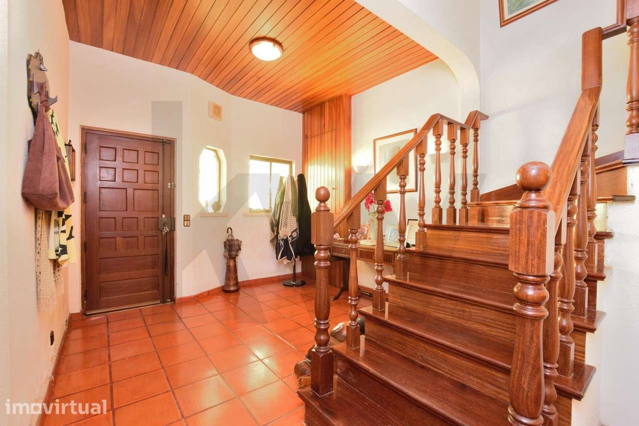 Moradia T4 com garagem, 2 varandas e sótão integrada em condomínio com - Grande imagem: 2/60