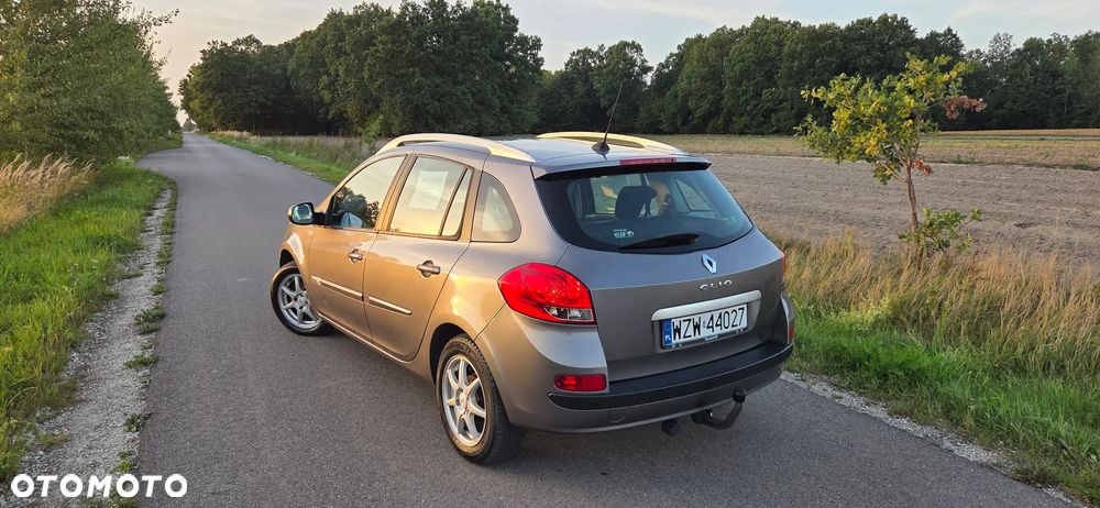 Renault Clio - 2