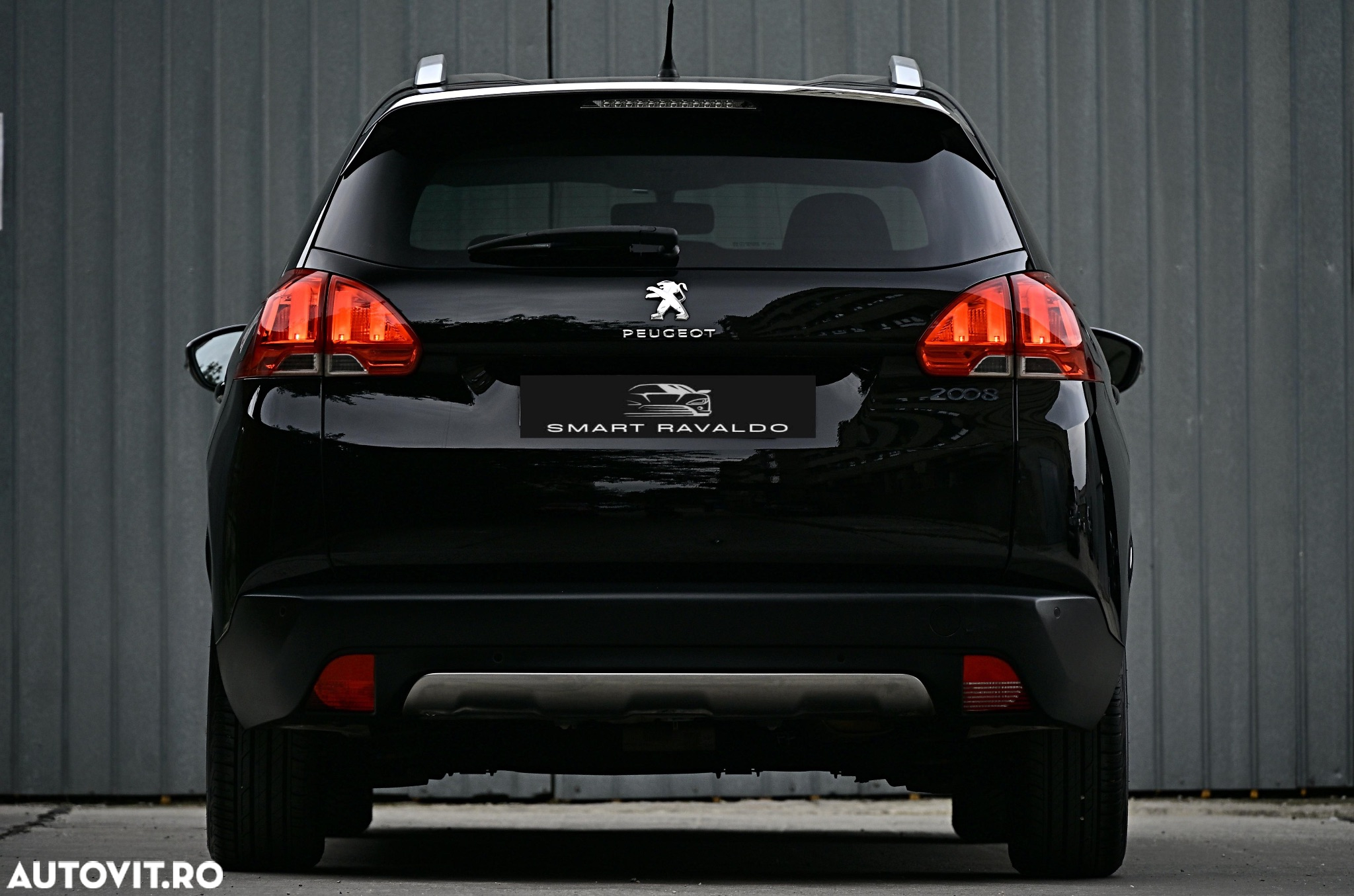 Peugeot 2008 1.2 VTi Access - 4