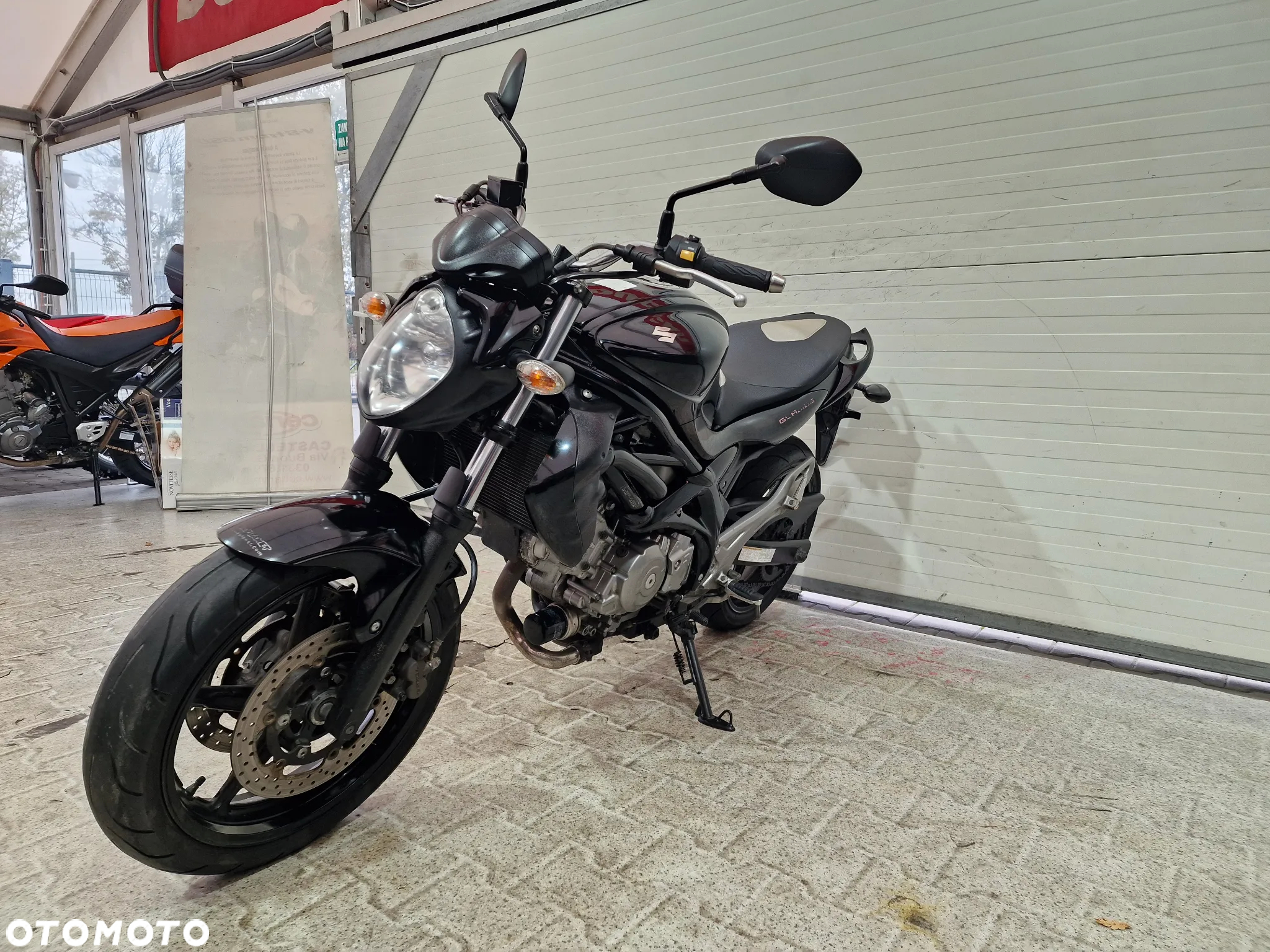 Suzuki Gladius - 14