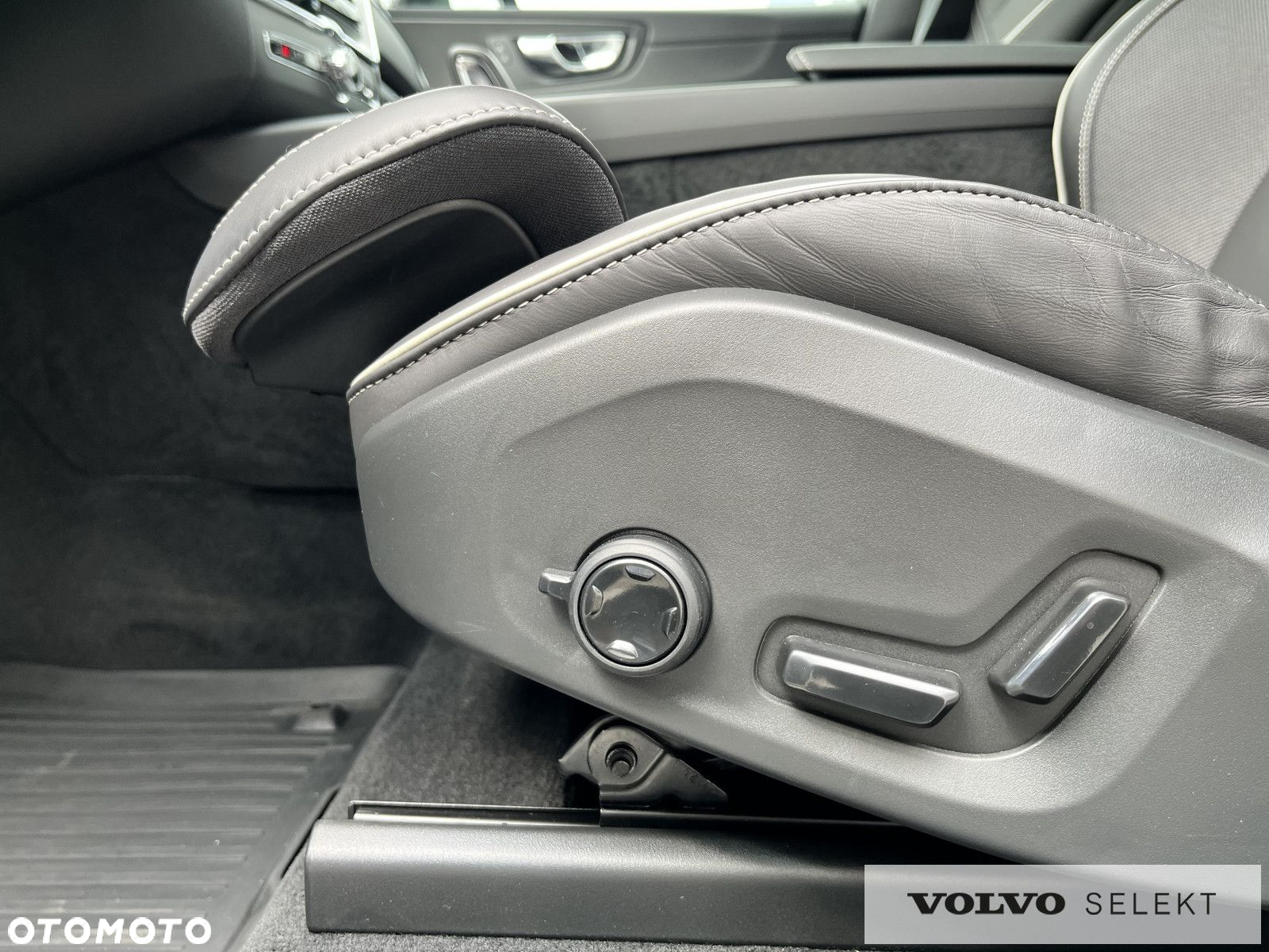 Volvo XC 60 - 13