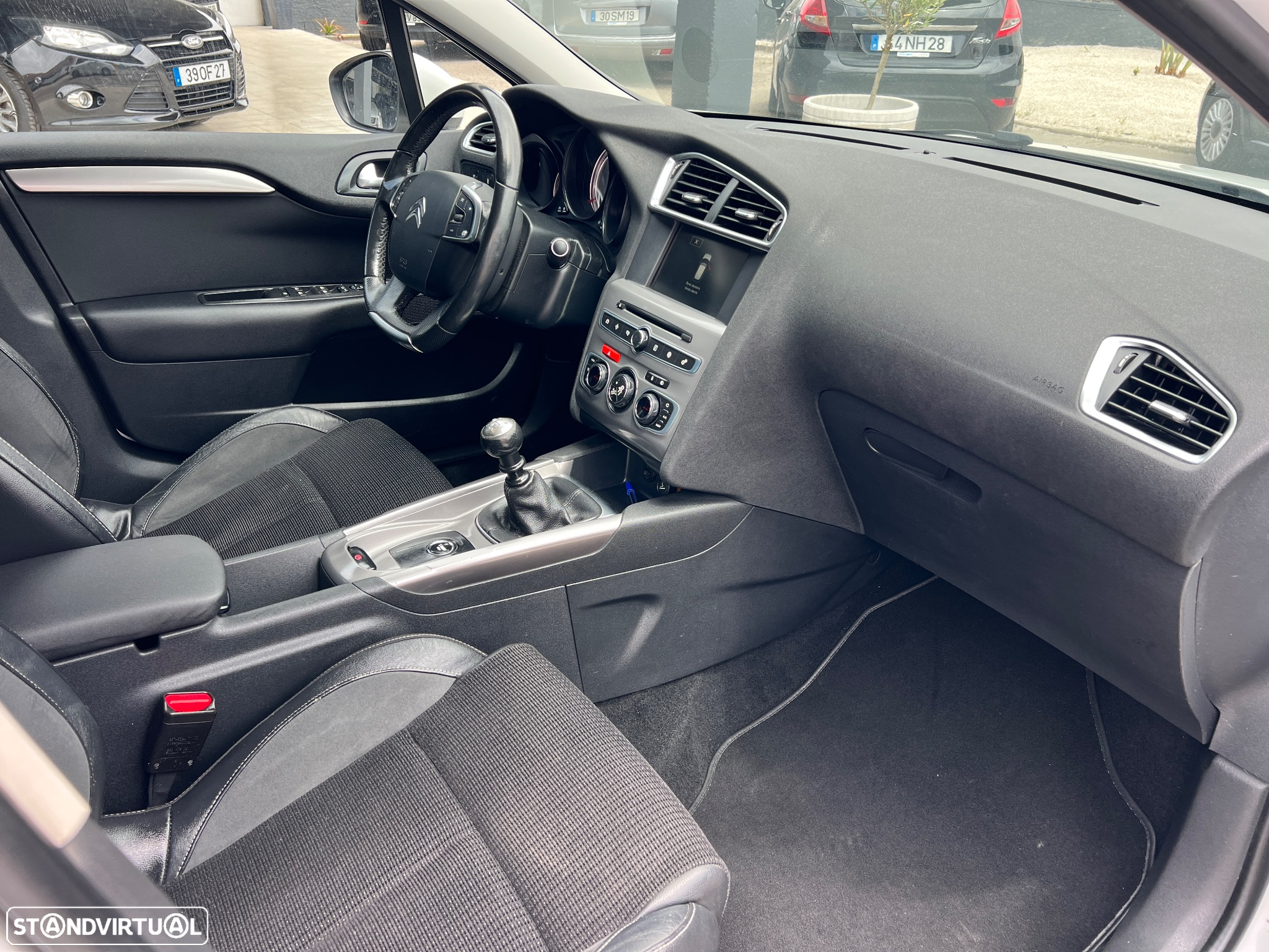 Citroën C4 1.6 BlueHDi Shine - 22