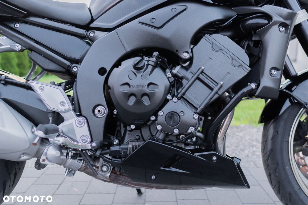 Yamaha FZ - 14