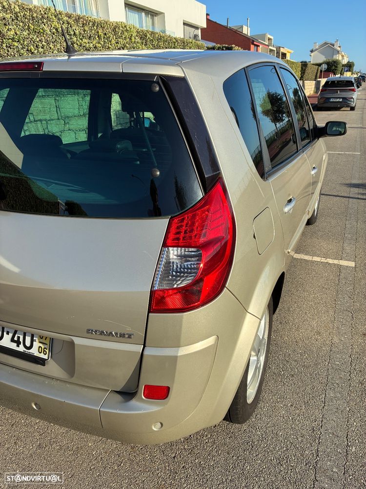 Renault Scénic 1.5 dCi SE Exclusive II - 10