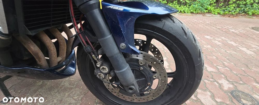 Yamaha FZ6 - 10