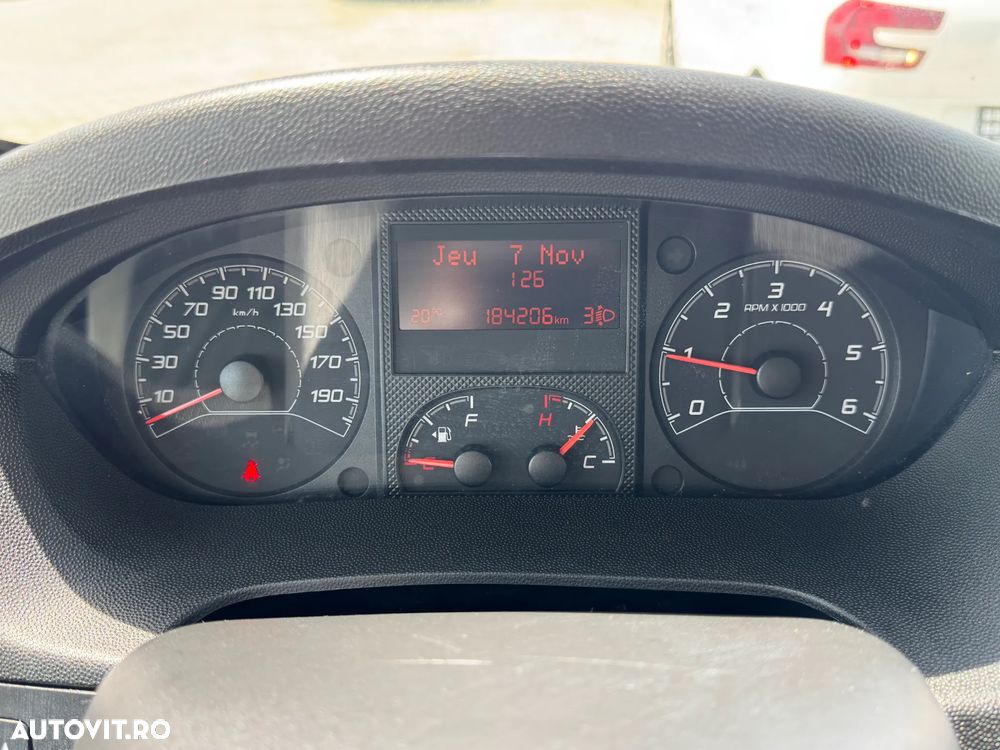 Citroën Jumper 2.2 HDi 130 L3H2 - 10