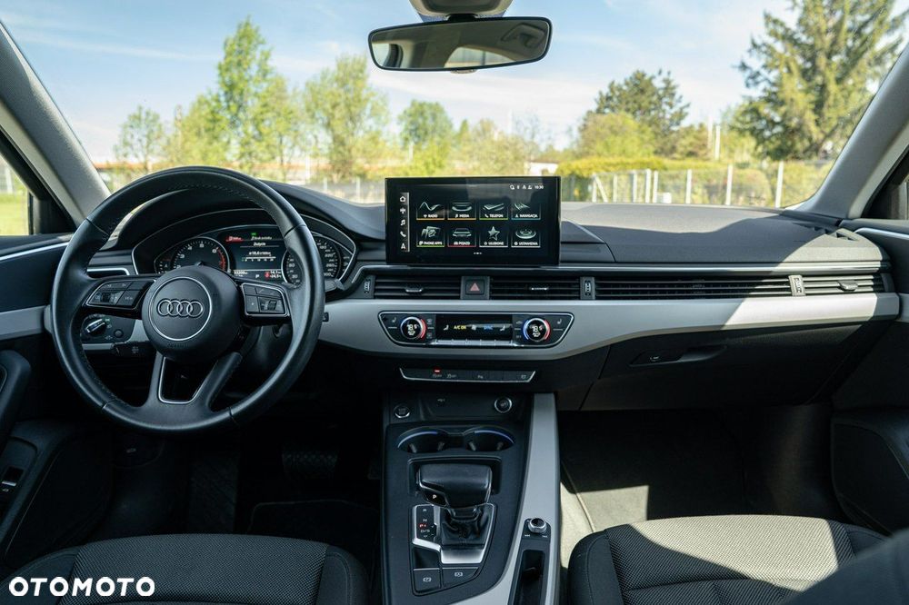 Audi A4 Limousine 35 TFSI mHEV S tronic - 17