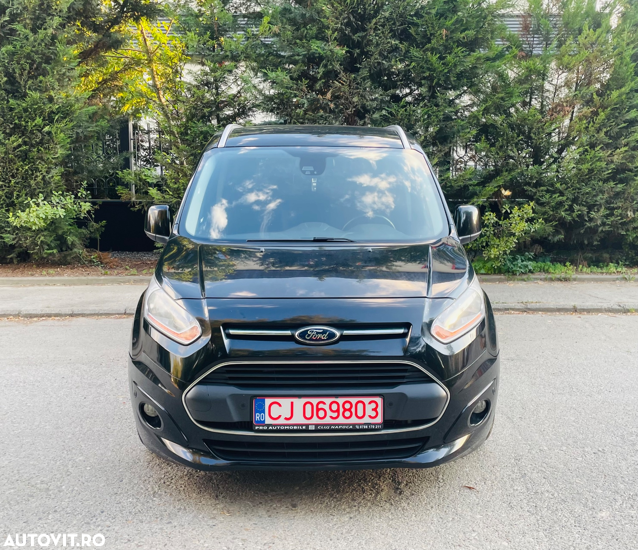 Ford Tourneo Connect 1.6 TDCi Start-Stop Titanium - 23