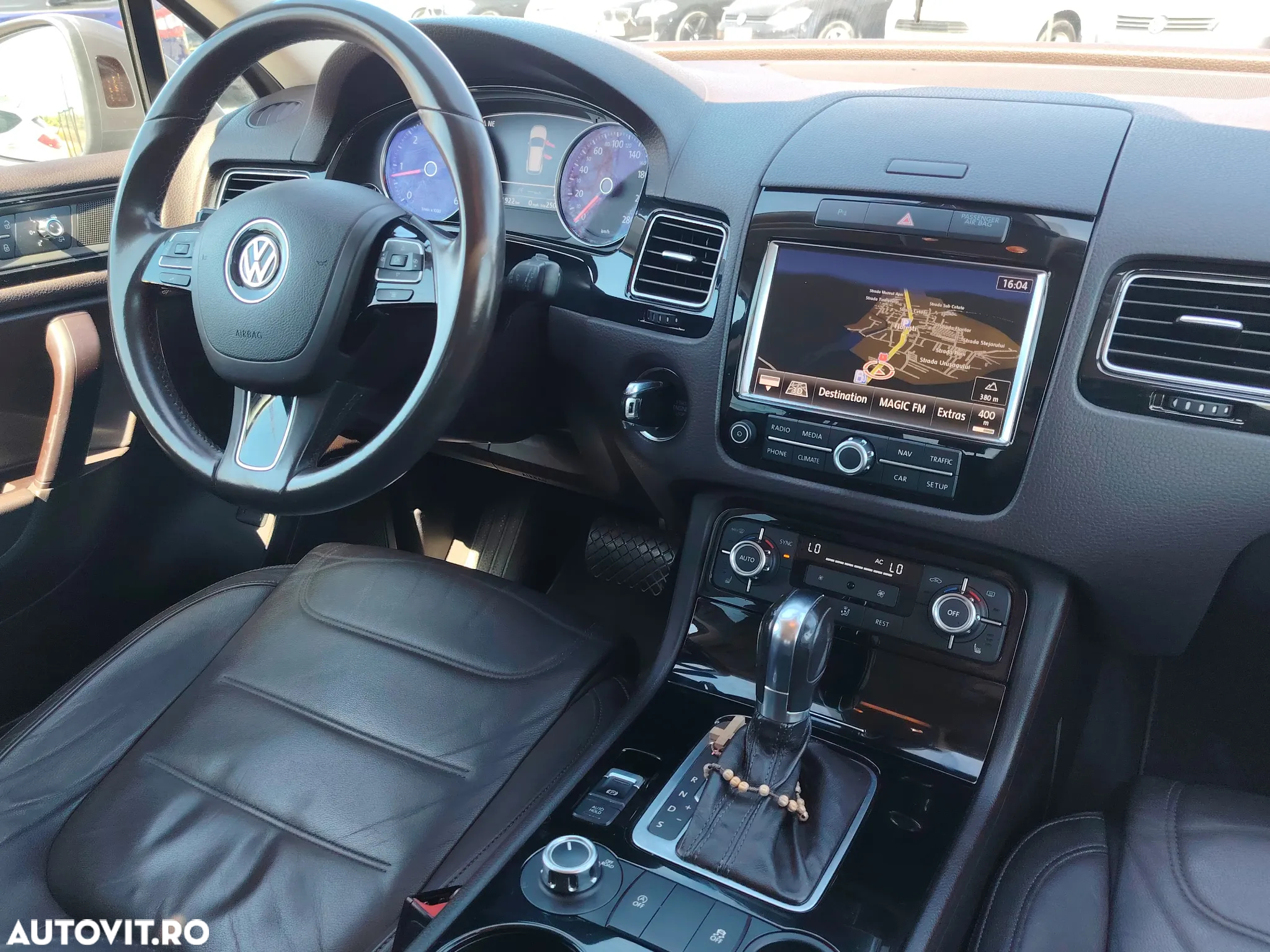 Volkswagen Touareg 3.0 V6 TDI BMT - 12