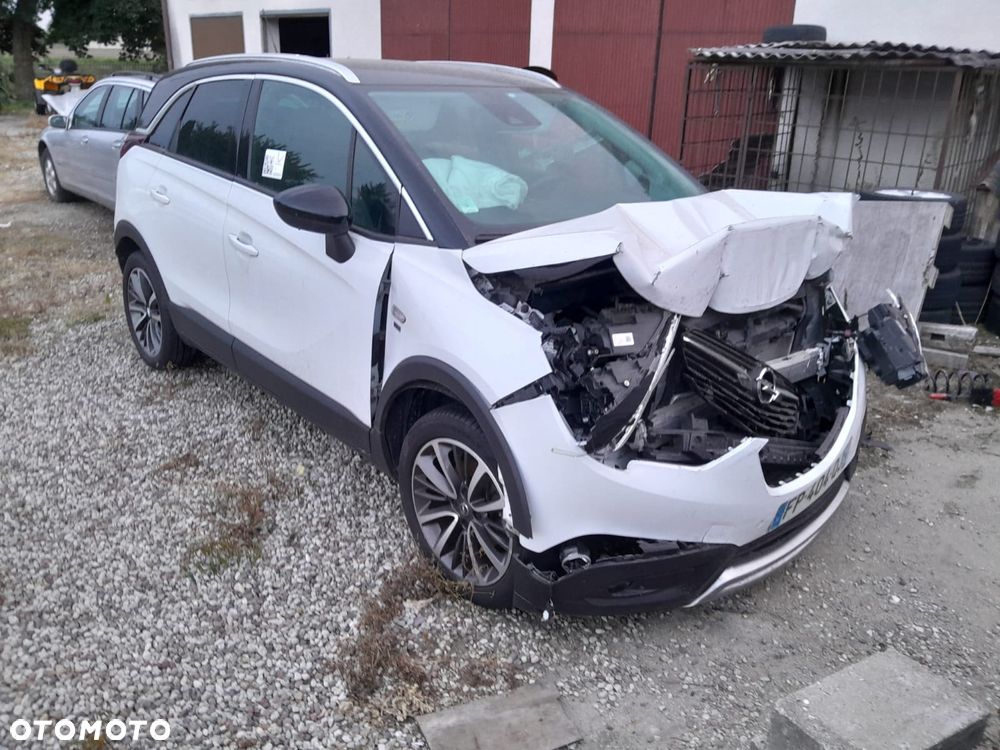 Opel Crossland 1.2 T Ultimate Pack - 1