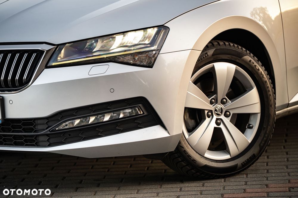 Skoda Superb 1.5 TSI Style DSG - 11