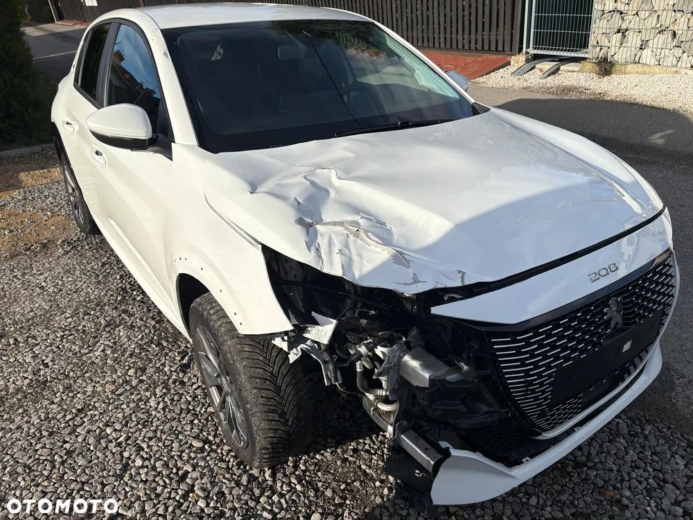 Peugeot 208 e-208 50kWh GT - 20