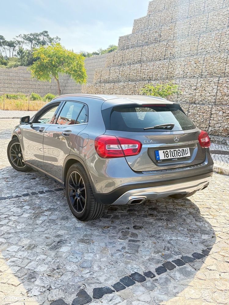 Mercedes-Benz GLA 180 CDI Urban - 1