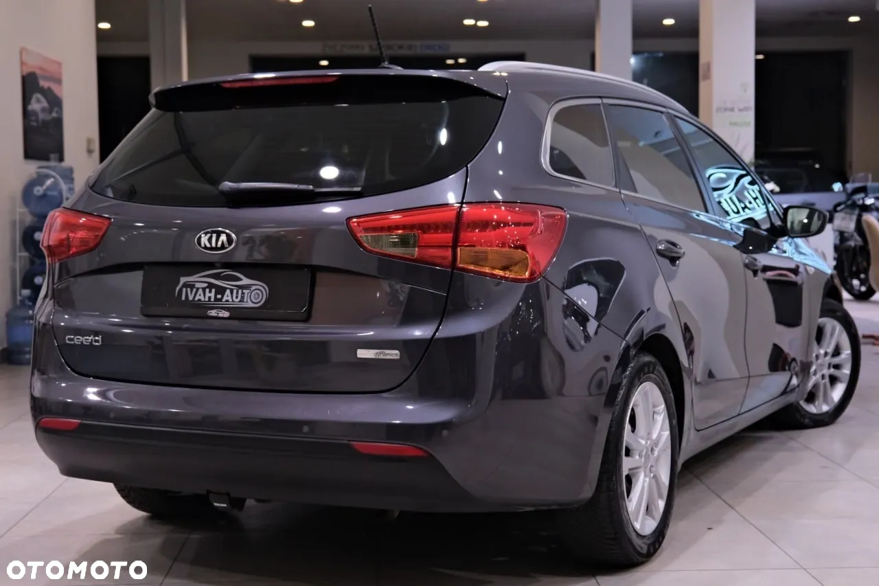Kia Ceed Cee'd 1.6 CRDi M - 12