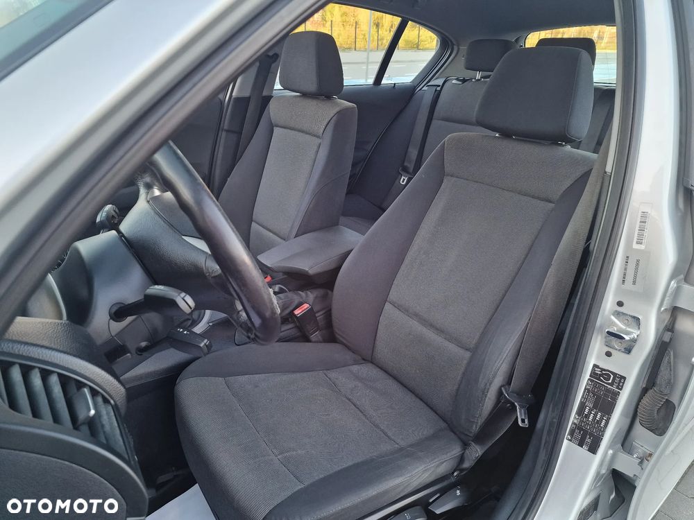 BMW Seria 1 - 20