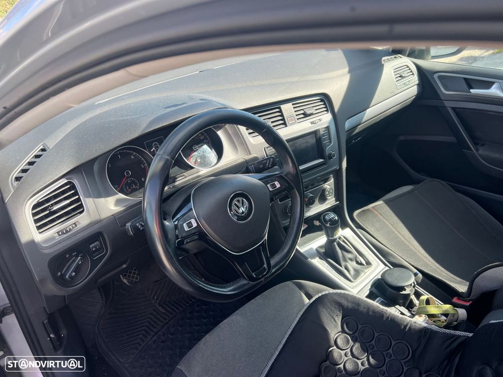 VW Golf Variant 1.6 TDi Confortline - 9