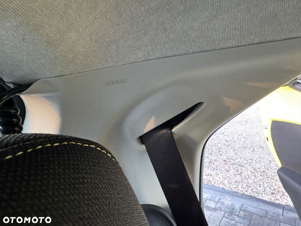 Toyota Aygo x mit x-business Paket - 35