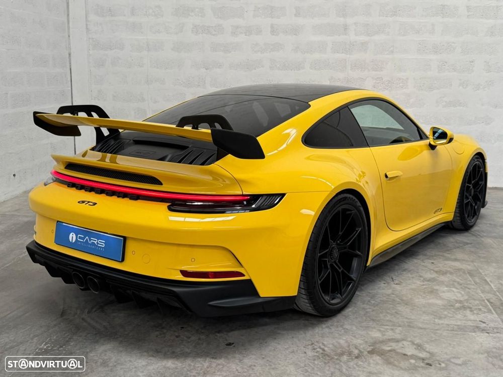Porsche 911 (992) GT3 PDK - 11