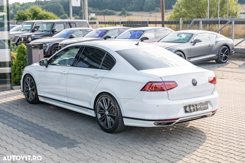 Volkswagen Passat - 13