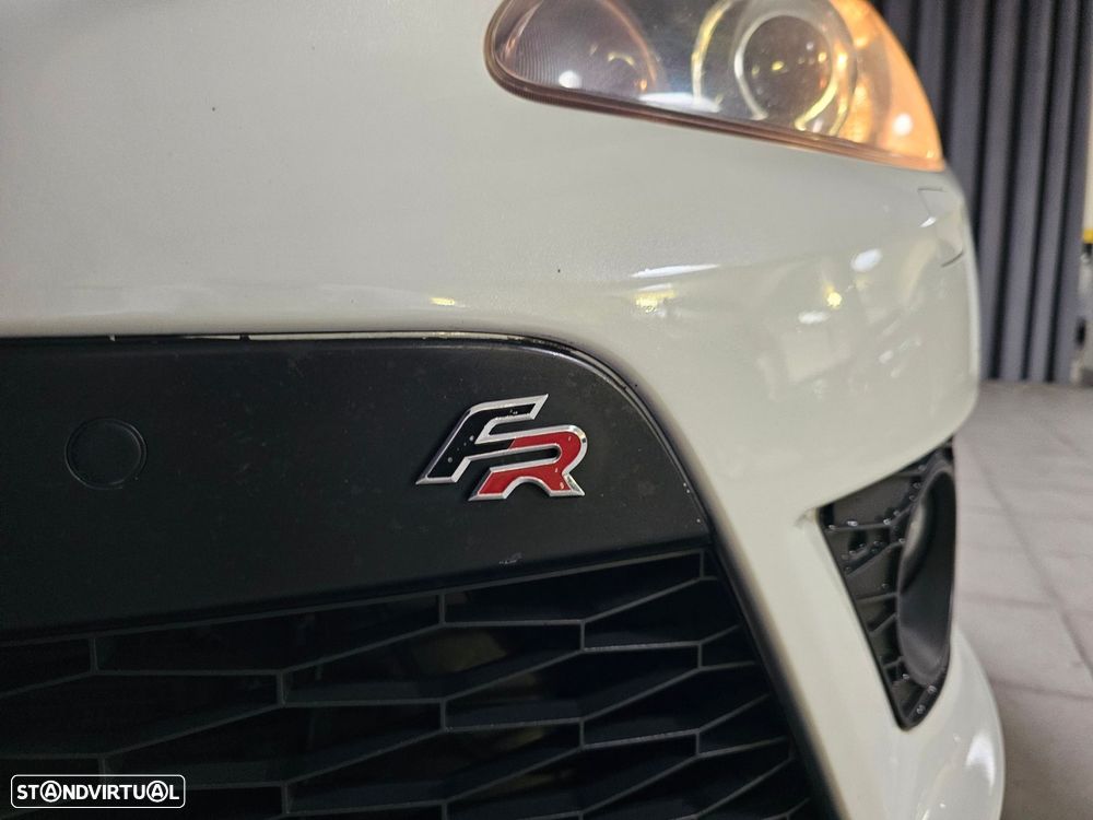 SEAT Leon 2.0 TDI FR DPF - 26