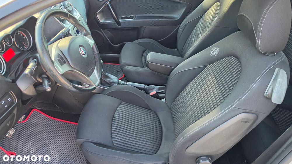 Alfa Romeo Mito 1.4 MultiAir Distinctive S&S - 13