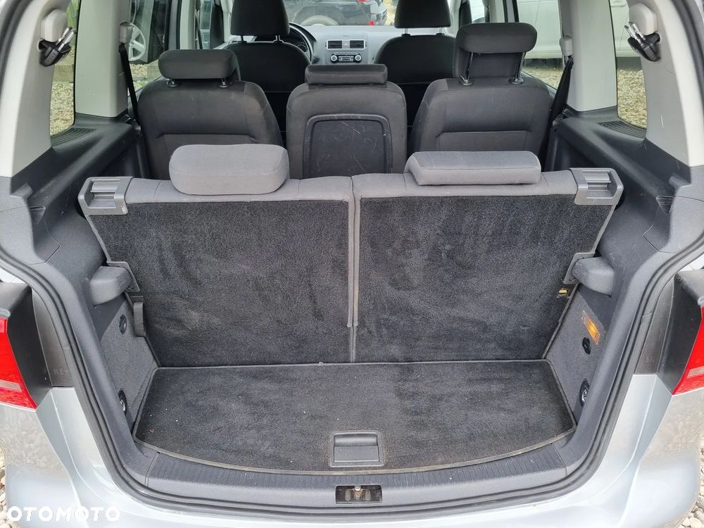 Volkswagen Touran 1.4 TSI BMT Highline - 27