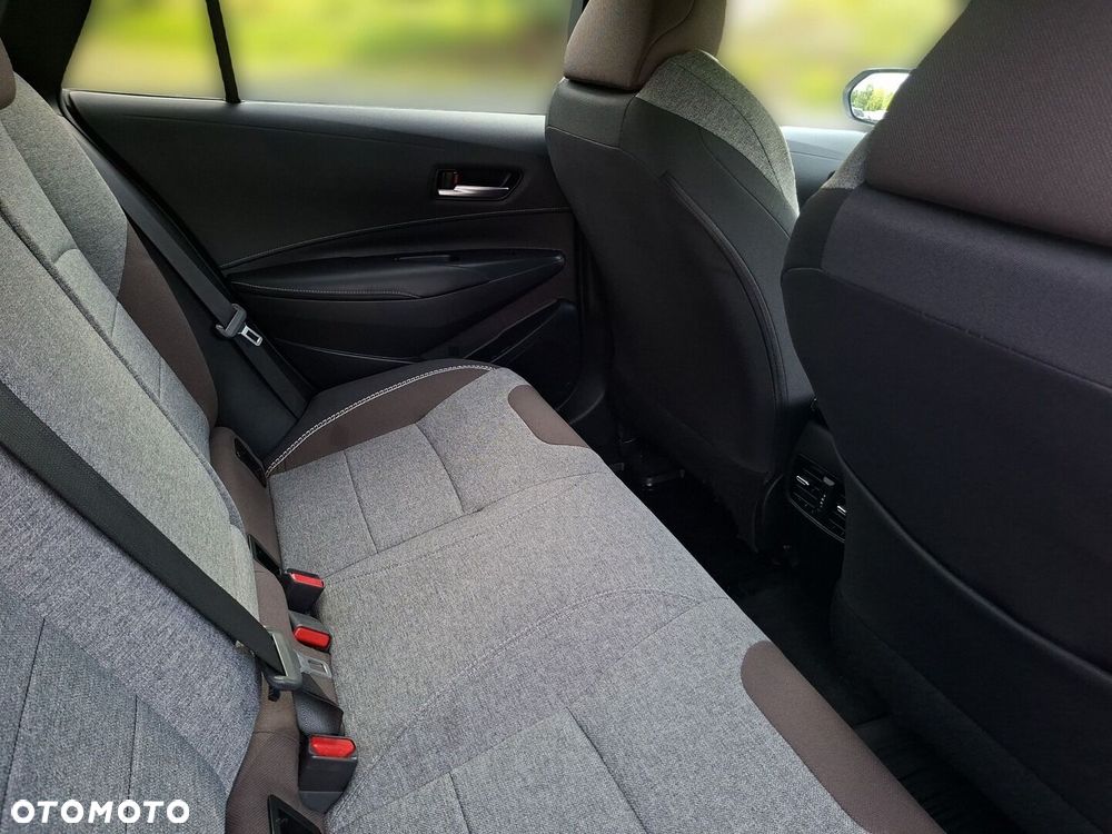Toyota Corolla 1.8 Hybrid Trek - 10