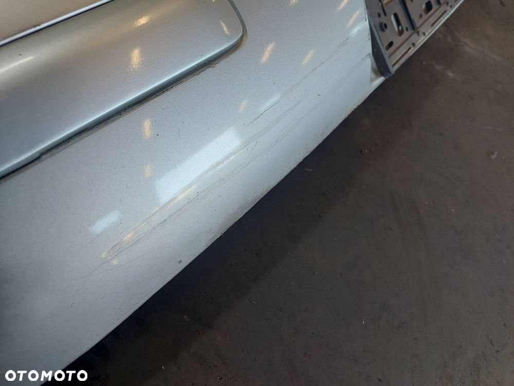 KOMPLETNY TYŁ KLAPA BAGAŻNIKA ZDERZAK LAMPY TOYOTA YARIS I LIFT 1E7 - 9