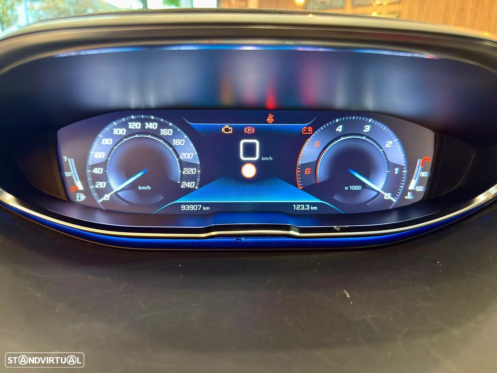 Peugeot 5008 1.5 BlueHDi Active - 24