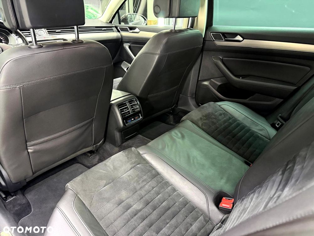 Volkswagen Passat 1.8 TSI (BlueMotion Technology) DSG Highline - 27