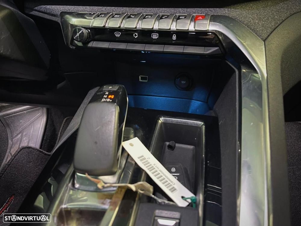 Peugeot 3008 1.6 Hybrid Allure Pack e-EAT8 - 21