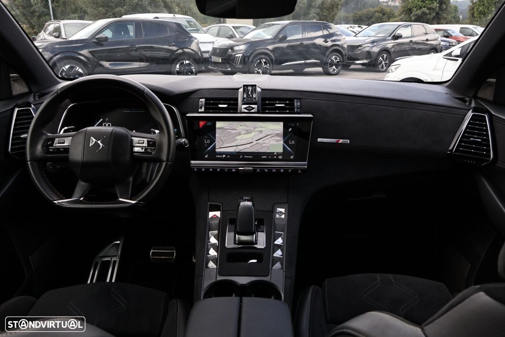 DS DS7 Crossback E-Tense Performance Line+ EAT8 - 12