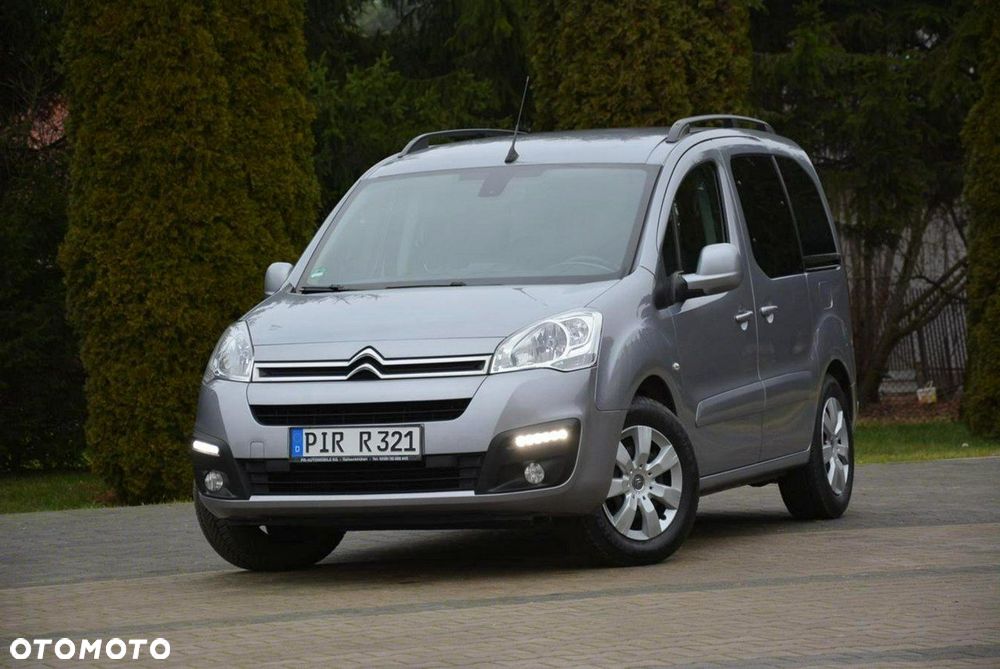 Citroën Berlingo Multispace BlueHDi 120 S&S SHINE - 8
