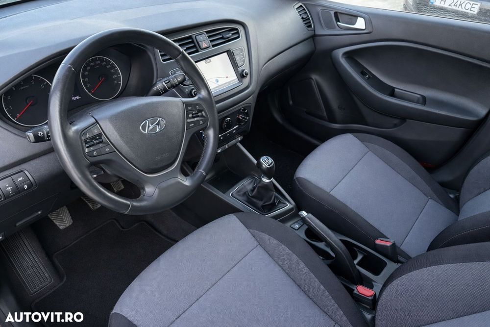 Hyundai i20 1.2 Highway+ - 7