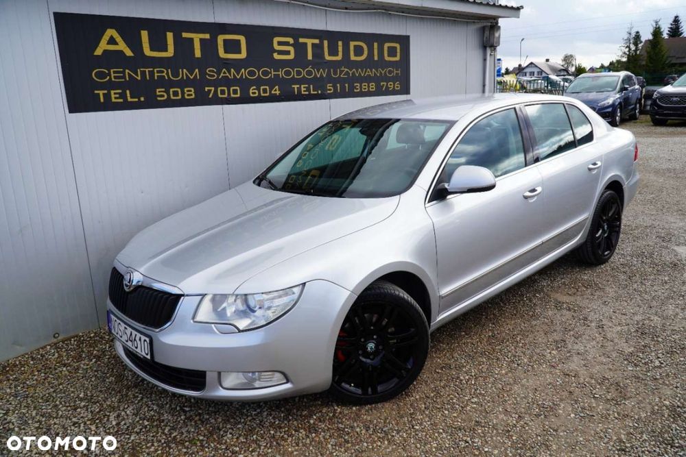 Skoda Superb 2.0 TDI DSG Exclusive - 26